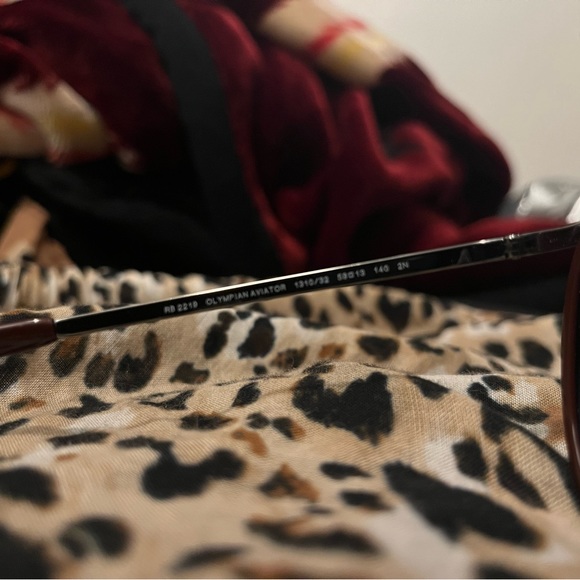 Ray-ban authentic brand new never worn paid $290 on sale - Picture 4 of 9